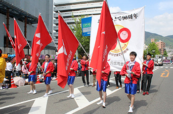 みなと祭パレードの様子